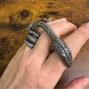 Alchemy Gothic Adder Bite Snake Ring Serpent Mythical Silver Tone Slytherin Goth